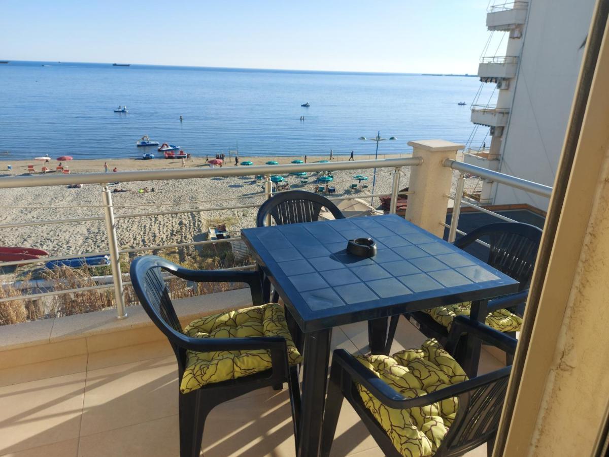 Bral Apartments 9 Durrës Esterno foto